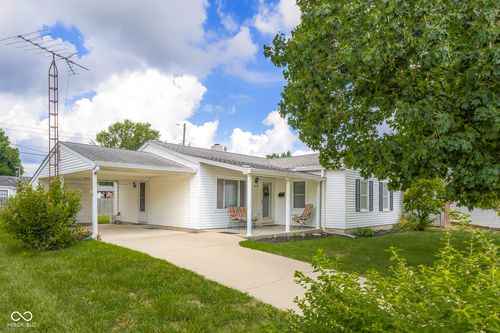 3042 Desoto Way, Columbus, IN, 47203-2327 | Card Image