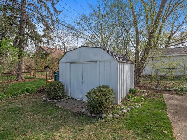 10818 Hart Ave, House other with 3 bedrooms, 2 bathrooms and null parking in Huntington Woods MI | Image 10