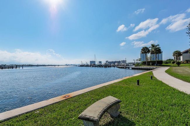 APT-614 - 11370 Twelve Oaks Way, Condo with 2 bedrooms, 2 bathrooms and null parking in North Palm Beach FL | Image 16