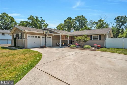 136 Winding Ln, CINNAMINSON, NJ, 08077-2446 | Card Image