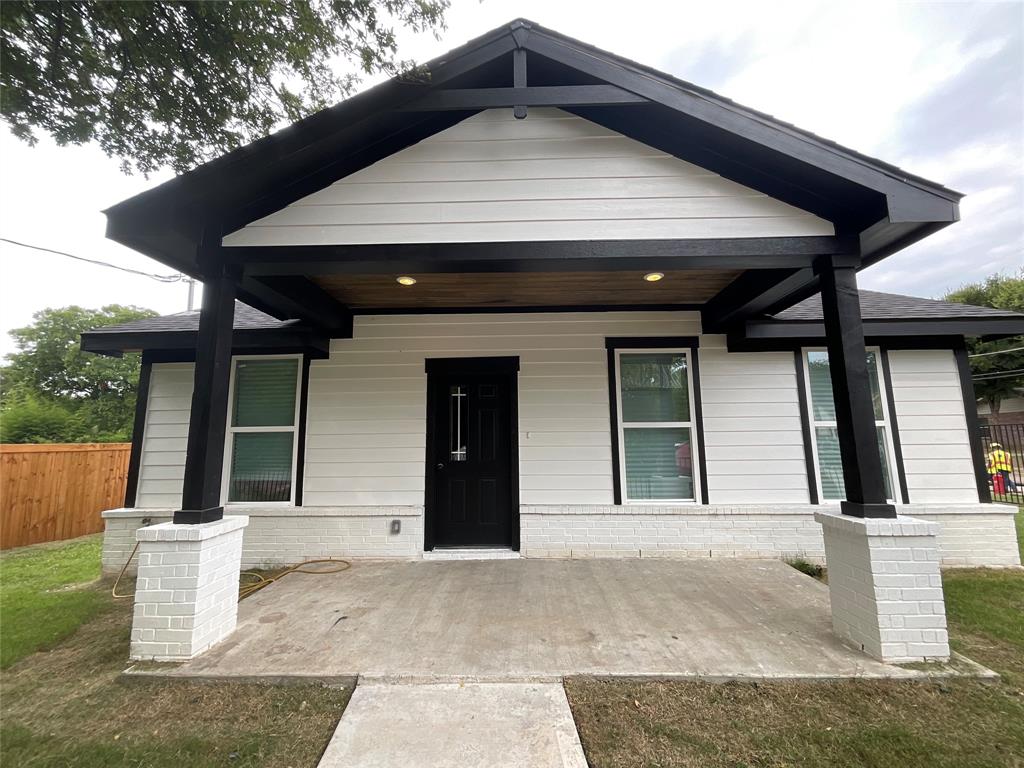 Strobel Ave, Dallas, TX 75216