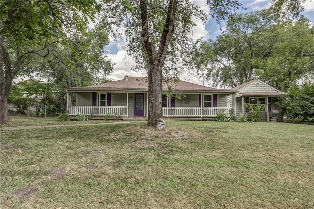131st Ct, Kansas City, MO 64145