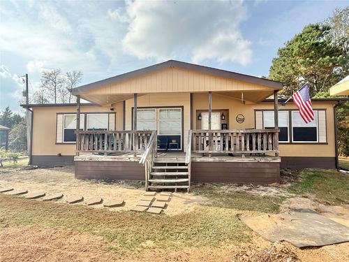 686 County Road 4300, Naples, TX, 75568-5638 | Card Image