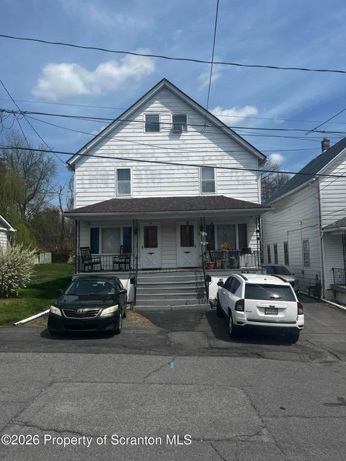 26-28 Glinko St, Scranton, PA, 18504-9658 | Card Image