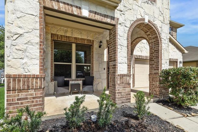 29513 Salem Fields Dr, House other with 5 bedrooms, 3 bathrooms and 2 parking in Spring TX | Image 4