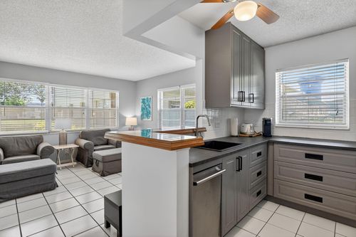 492 W Tilford, Deerfield Beach, FL, 33442 | Card Image