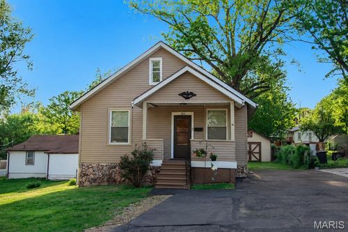 3241 Coles Ave, Saint Louis, MO, 63114-2916 | Card Image