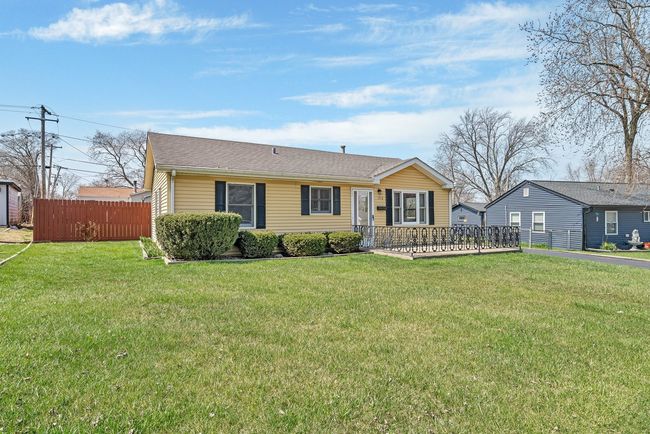 1713 Innercircle Dr, House other with 3 bedrooms, 1 bathrooms and 6 parking in Crest Hill IL | Image 33