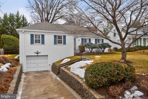 4709 River Rd, Bethesda, MD, 20816-3034 | Card Image