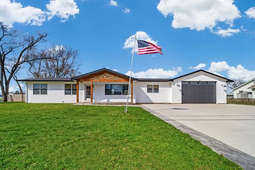 2314 Westward Dr, Spring Grove, IL, 60081-9701 | Card Image