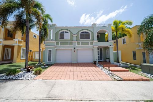 81-PASEO VIEJO SAN JUAN Los Faroles, BAYAMON, PR, 00956 | Card Image