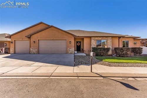 14 Erica Ct, Pueblo, CO, 81001-1074 | Card Image