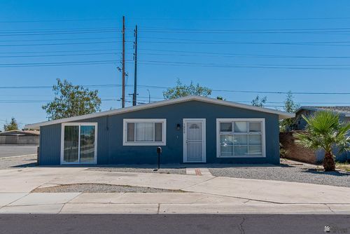 1359 E Morrison St, Yuma, AZ, 85365-2523 | Card Image