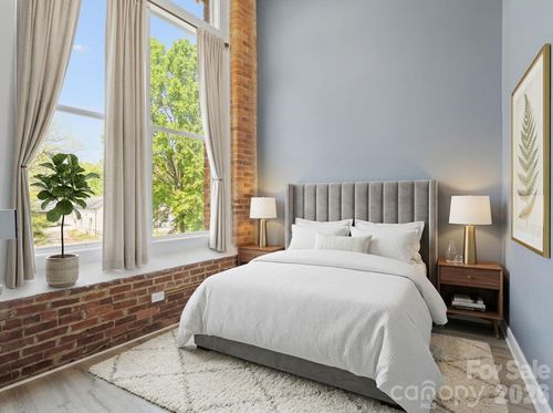 apt-236-201 S Hoskins Rd, Charlotte, NC, 28208-1461 | Card Image