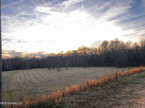 183 Central Boulevard, Flora, MS, 39071 | Card Image