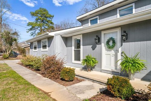 3012 E Brookhaven Cir, Dalton, GA, 30720-5750 | Card Image