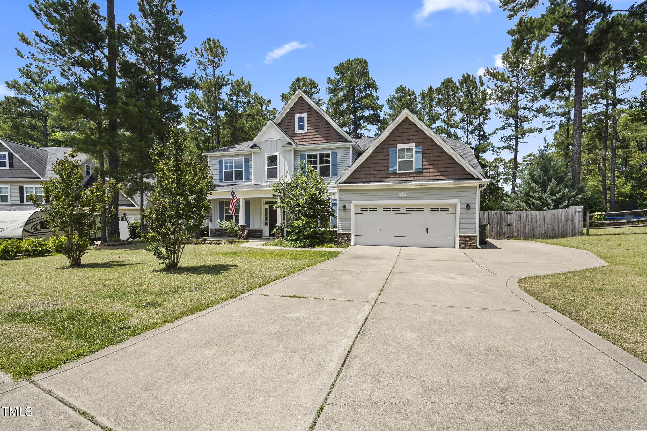 Highgrove Ct, Aberdeen, NC 28315