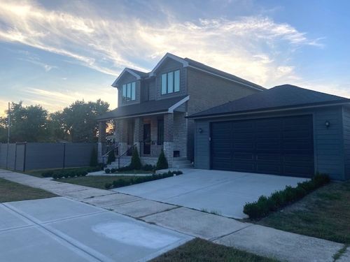 10030 Moody Ave, Oak Lawn, IL, 60453-3722 | Card Image