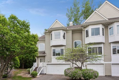 787 Fairfield Cir, Minnetonka, MN, 55305-1489 | Card Image