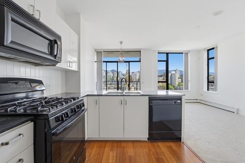 1906-151 W 2nd Street, North Vancouver, BC, V7M3P1 | Card Image