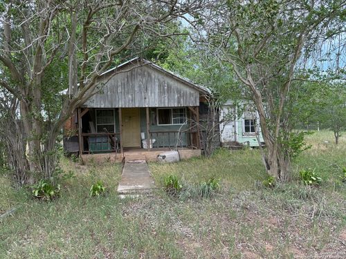 132 Wheeler St, Stockdale, TX, 78160-6072 | Card Image