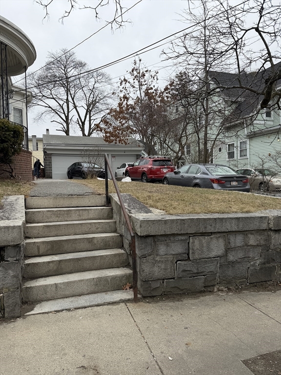 Residential Lease in Lawrence 3