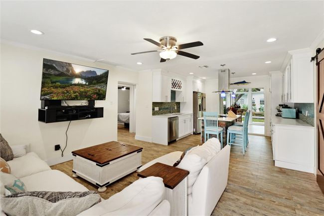 1906 2 Nd St, House other with 3 bedrooms, 2 bathrooms and null parking in INDIAN ROCKS BEACH FL | Image 11