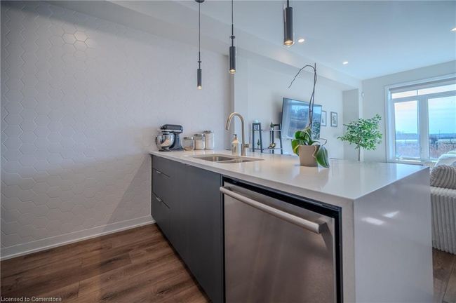 66 - 590 N Service Rd, Townhouse with 2 bedrooms, 2 bathrooms and 2 parking in Stoney Creek ON | Image 4