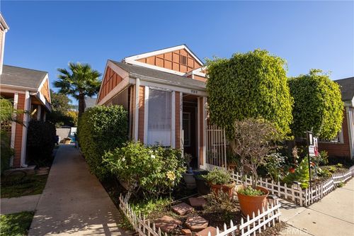 1-1725 W 3rd St, Santa Ana, CA, 92701-4834 | Card Image