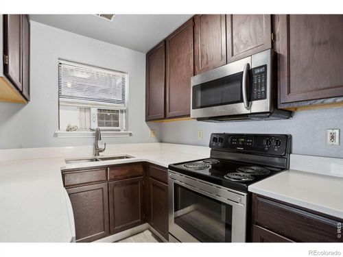 6-225 E 8th Ave, Longmont, CO, 80504-4655 | Card Image