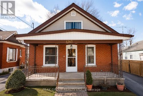 4747 4th Ave, Niagara Falls, ON, L2E4N9 | Card Image