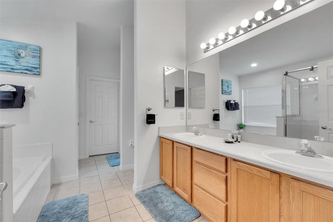Double Sinks | Image 25