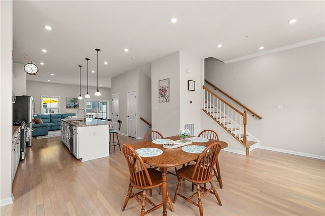 1001 Mohawk Ln, Townhouse with 3 bedrooms, 3 bathrooms and 2 parking in Mars PA | Image 16