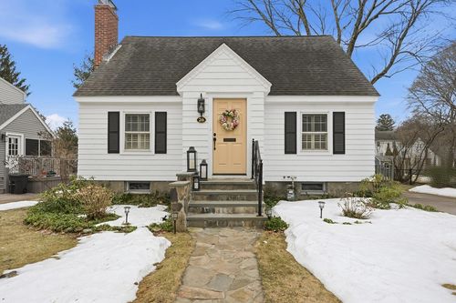 26 Westbrook Road, Worcester, MA, 01602 | Card Image