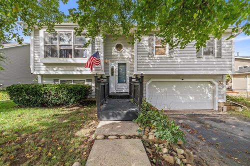 8632 234th Avenue, Salem Lakes, WI, 53168 | Card Image