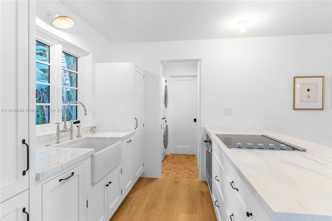 1225 N Greenway Dr, House other with 5 bedrooms, 5 bathrooms and null parking in Coral Gables FL | Image 54