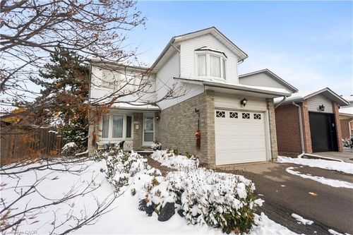 1486 Reynolds Ave, Burlington, ON, L7M3C1 | Card Image