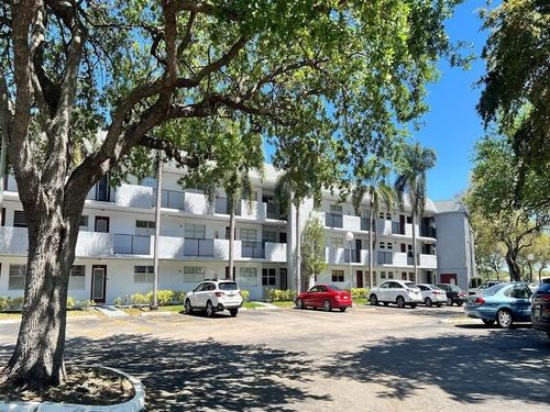 apt-a306-8105 Nw 61st St, TAMARAC, FL, 33321-4260 | Card Image