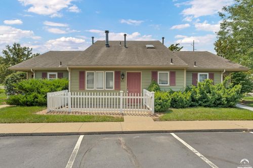 3013 Havrone Way, Lawrence, KS, 66047-3916 | Card Image