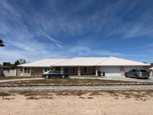 14704 Pamlico Rd, Apple Valley, CA, 92307-5253 | Card Image