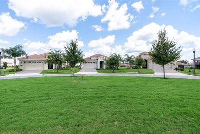 8990 Ace Loop, House other with 3 bedrooms, 2 bathrooms and null parking in Champions Gate FL | Image 2