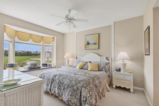 UNIT-1215 - 9641 Castle Point Dr, Condo with 2 bedrooms, 2 bathrooms and null parking in Sarasota FL | Image 81