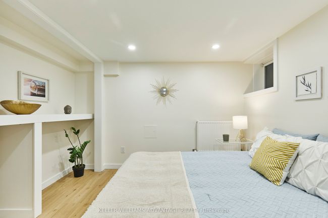 233 Kingston Rd, Home with 3 bedrooms, 3 bathrooms and 2 parking in Toronto ON | Image 10
