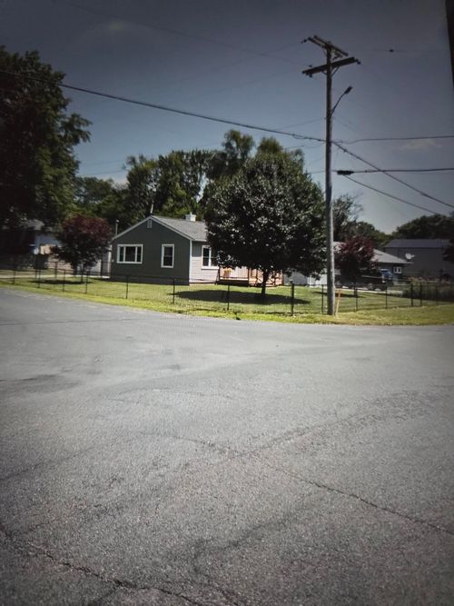 601 Golden Ave, Battle Creek, MI, 49014-4526 | Card Image