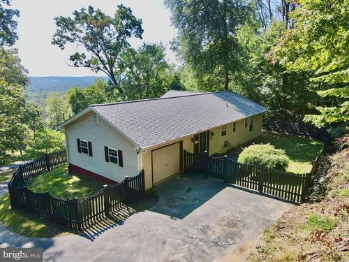 151 Huron Trl, WINCHESTER, VA, 22602-1379 | Card Image