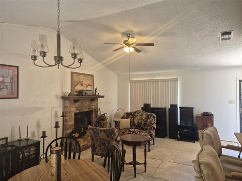 1801 Country Ln, Arlington, TX, 76018-1229 | Card Image