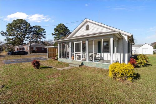 2008 Holland Rd, Suffolk, VA, 23434-6726 | Card Image