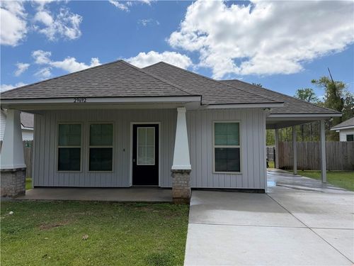 29692 Elmore Mckigney Ln, Springfield, LA, 70462-8758 | Card Image