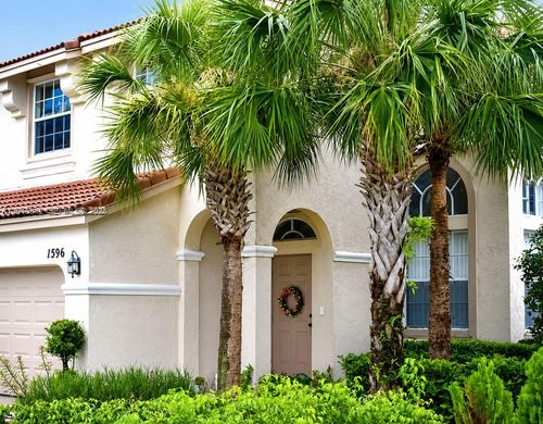 15964 Nw 12th Ct, Pembroke Pines, FL, 33028-1624 | Card Image