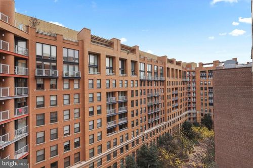 1005-616 E St Nw, WASHINGTON, DC, 20004-2275 | Card Image